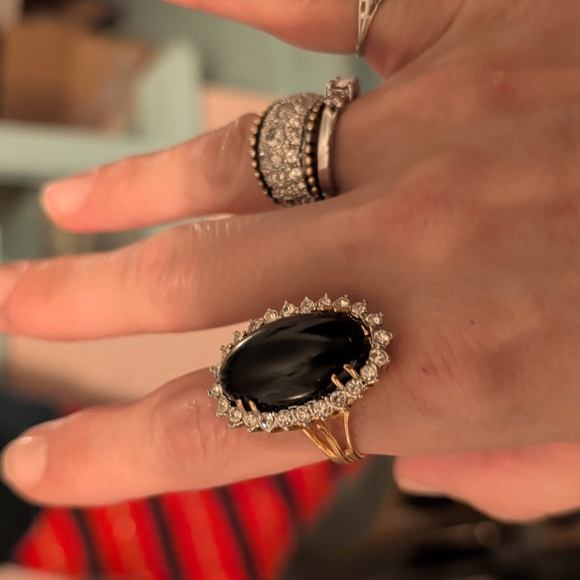 Jewelry - Vintage 18K HGE Size 9.5 Excellent Condition